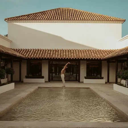 La Zambra Resort-the Unbound Collection By Hyatt 丰希罗拉