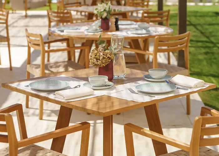 La Zambra Resort-the Unbound Collection By Hyatt Отель